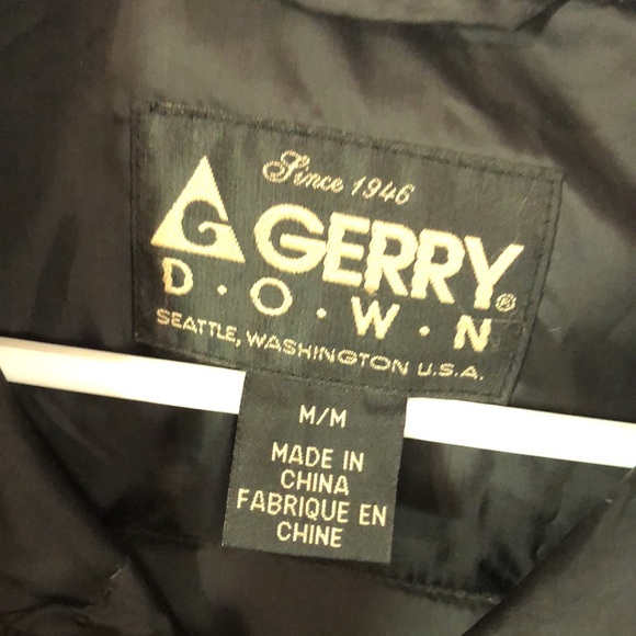 Gerry Sportswear Down Black Puffer Vest - Picture 2 of 12